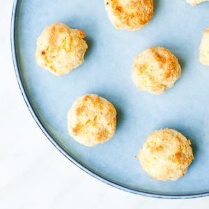 Gezonde koolhydraatarme kokosmakronen